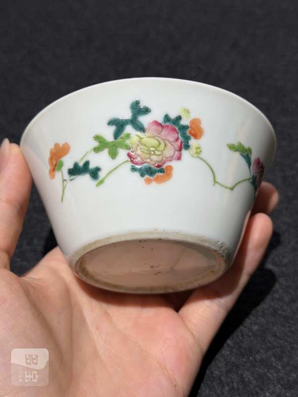 清雍正 粉彩折枝花卉纹马蹄杯一组十只 - 图13